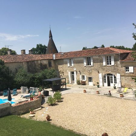 Bed and Breakfast Clos du Grand Fief à Cherbonnieres Extérieur photo